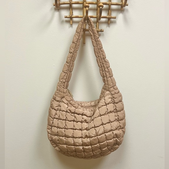 NWOT 🤎 Urban Expressions Winnie Puffer Crossbody Bag - Picture 1 of 4